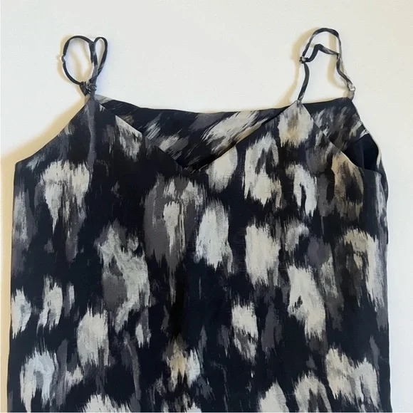 Haute Hippie Women’s Spaghetti Strap 💯 Silk Top Size Medium 🖤 - Picture 3 of 13